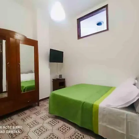 Naxos 101 A Due Passi Dal Mare *